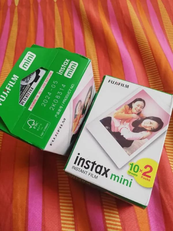 Fujifilm для Instax mini (пленка для инстакс мини), 20 штук в коробке. 1 коробка — 65 лар, от 2х кор — Тбилиси — 65 ₾