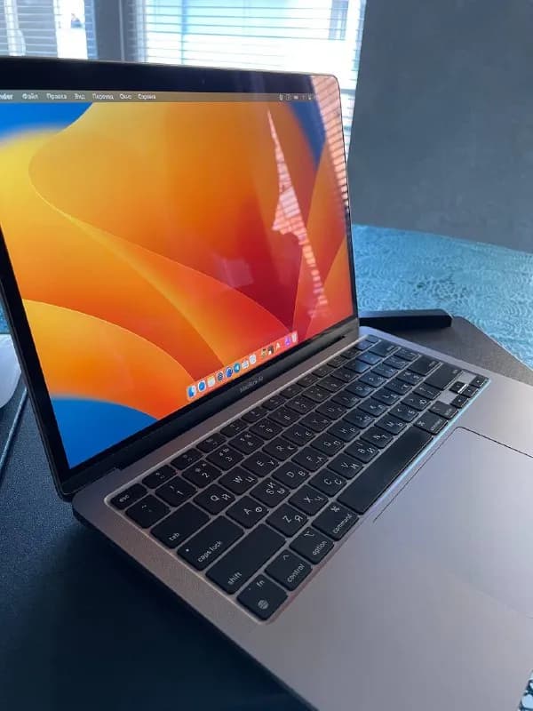MacBook Air M1 2020 — Тбилиси — 1 200 $