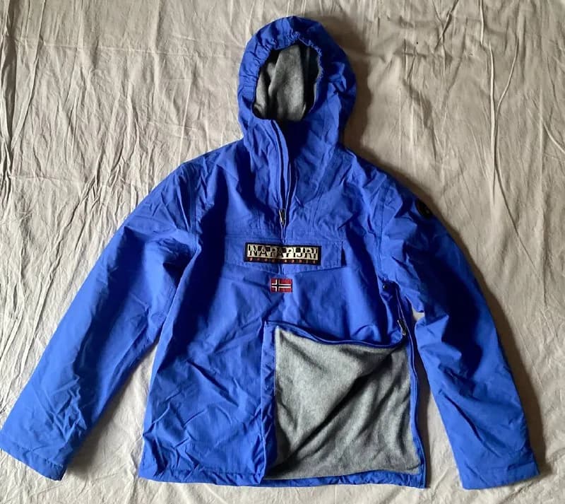 Napapijri Raincoat Winter с флисовой подкладкой, рост 170 — 250 лари — Тбилиси — 250 ₾
