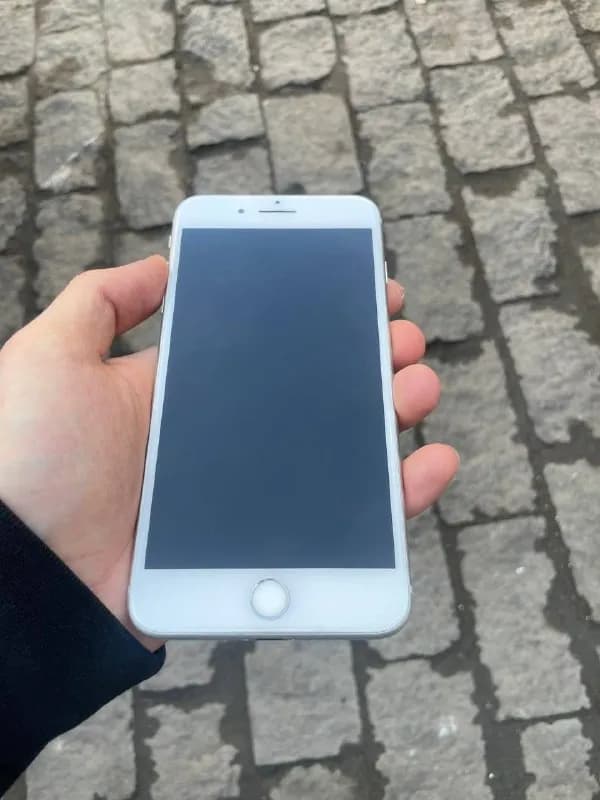 iphone 8+ 256гб — Тбилиси — 500 ₾