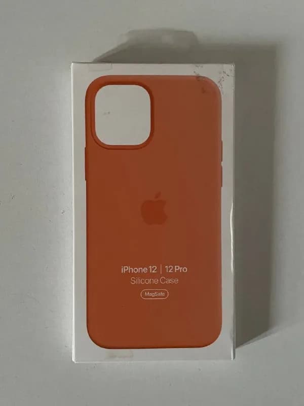 Apple case for iPhone 12 — Тбилиси — 130 ₾