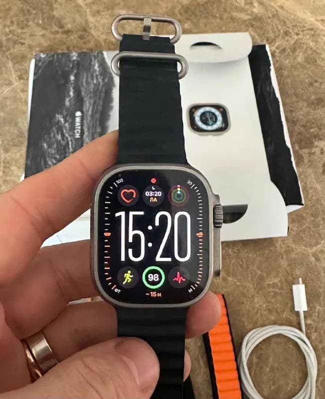 Apple Watch Ultra 49 мм. Титановый корпус. Состояние аккумулятора 92%. — Батуми — 850 ₾