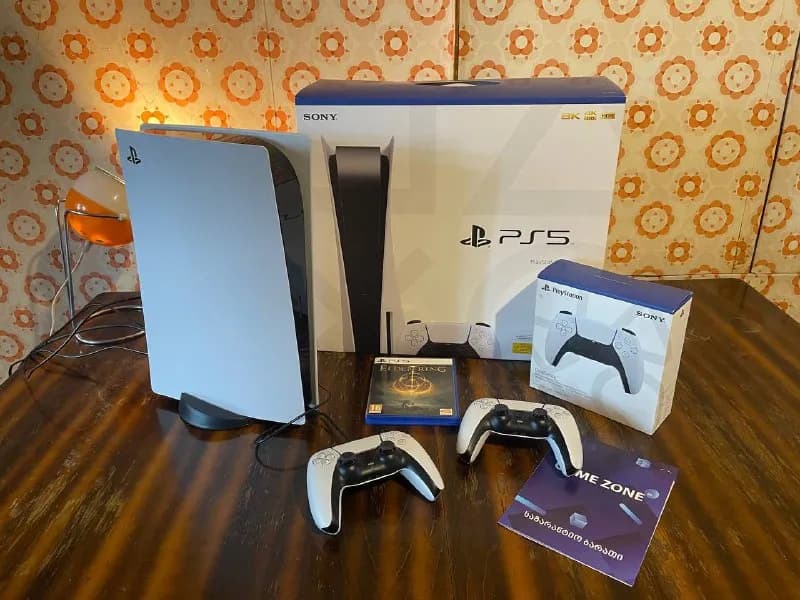 PlayStation 5 + 2 контроллера и Elden Ring — Тбилиси — 1 900 ₾