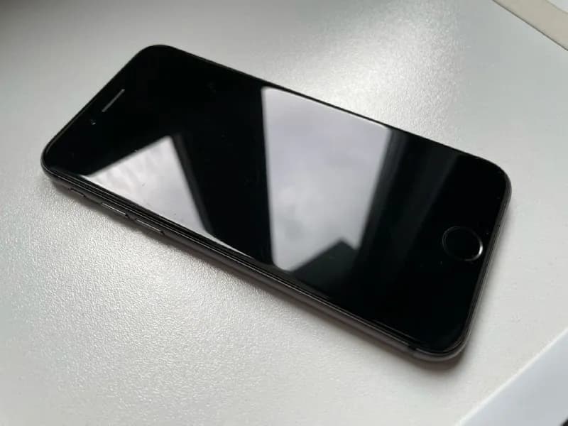 iPhone 8 64 GB — Тбилиси — 350 ₾