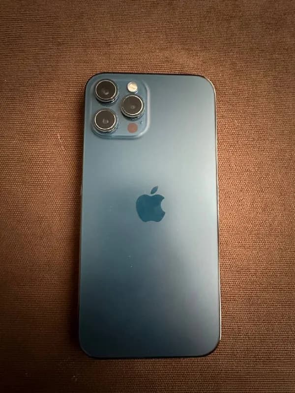 12 про Макс / iPhone 12 Pro Max — Тбилиси — 1 800 ₾