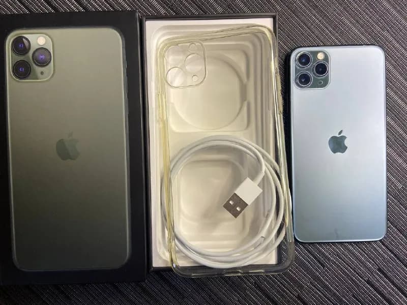 iPhone 11pro max 256 gb в хорошем состоянии, все работает, не вскрывался, состояние аккумулятора — Тбилиси — 1 390 ₾