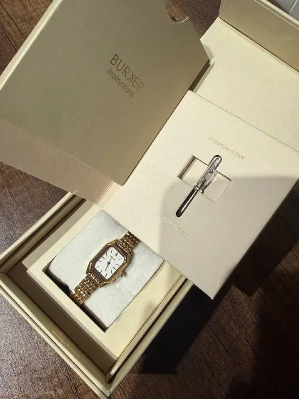Burker Isabell Petite Gold. Не снята пломба с механизма, часы не запускались. 330 лари без торга — Батуми — 330 ₾