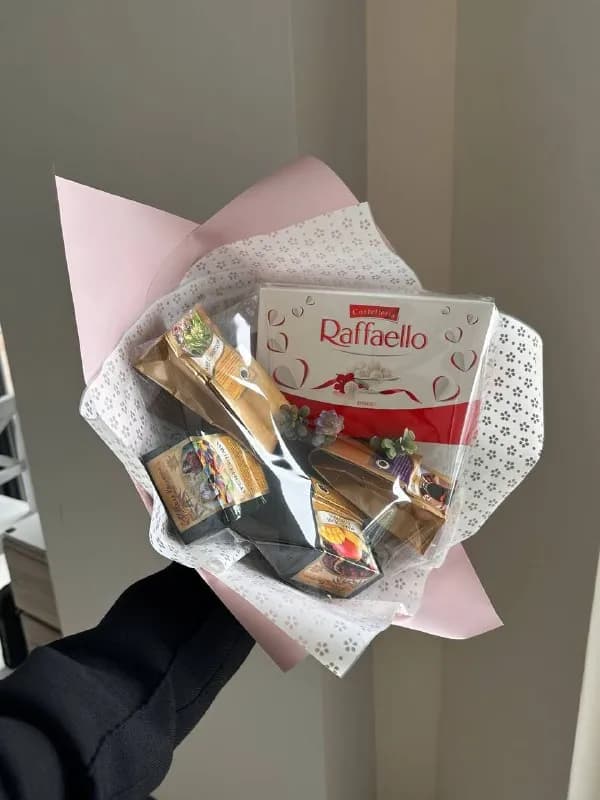50ГР С ДОБАВКАМИ такими как глинтвейн, с ананасом и вкусом пахлавы, счебрецом, манго и клюква конфет — Тбилиси — 70 ₾