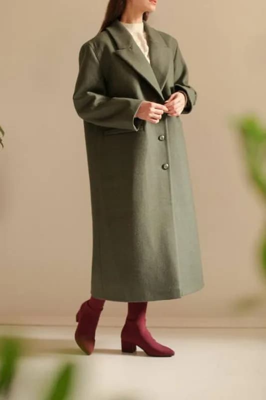 unique fabric мужского кроя, красивого зелёного цвета. Размер XS-S, но over size как на фото. Состо — Тбилиси — 400 ₾