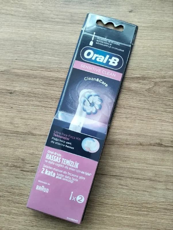 Oral-B — версия Sensitive Clean для чувствительных зубов. Новая, оригинальная, полностью запечатанна — Тбилиси — 40 ₾