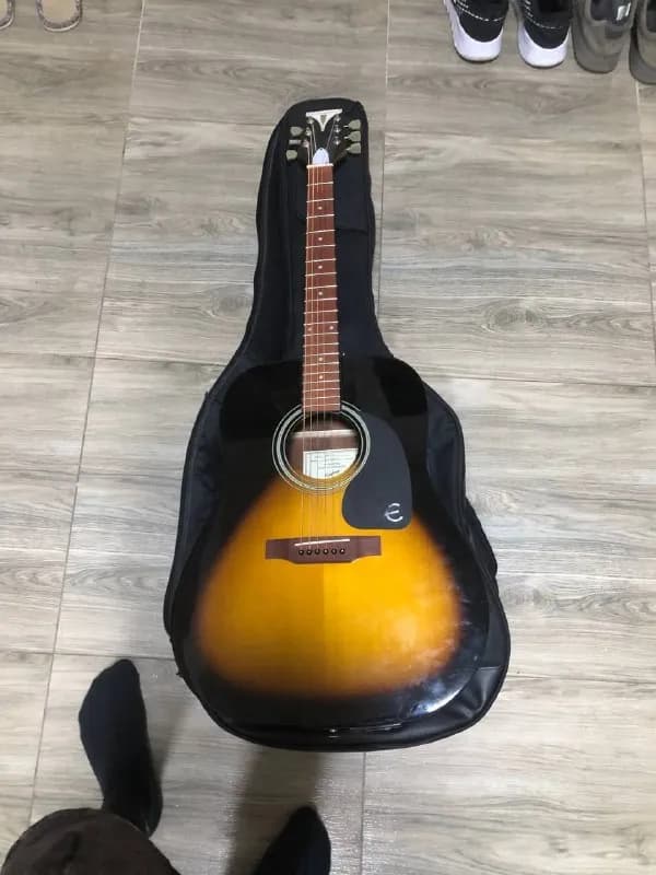 Epiphone PRO-1 VS вместе с чехлом, 900 лари — Тбилиси — 900 ₾