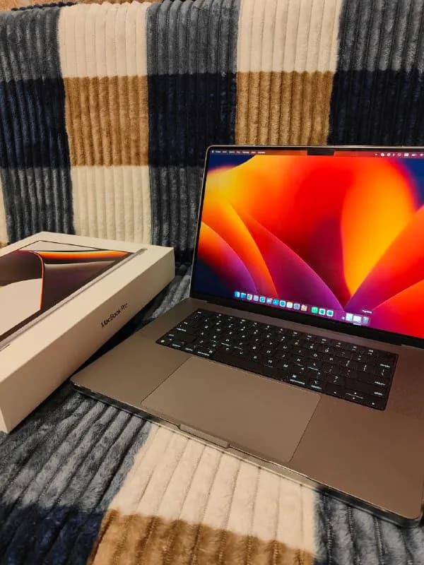 MacBook M1 Pro 16' дюймов 16/512гб, гарантия до 9 ноября 2023 года, идеальное состояние как новый, в — Тбилиси — 6 500 ₾
