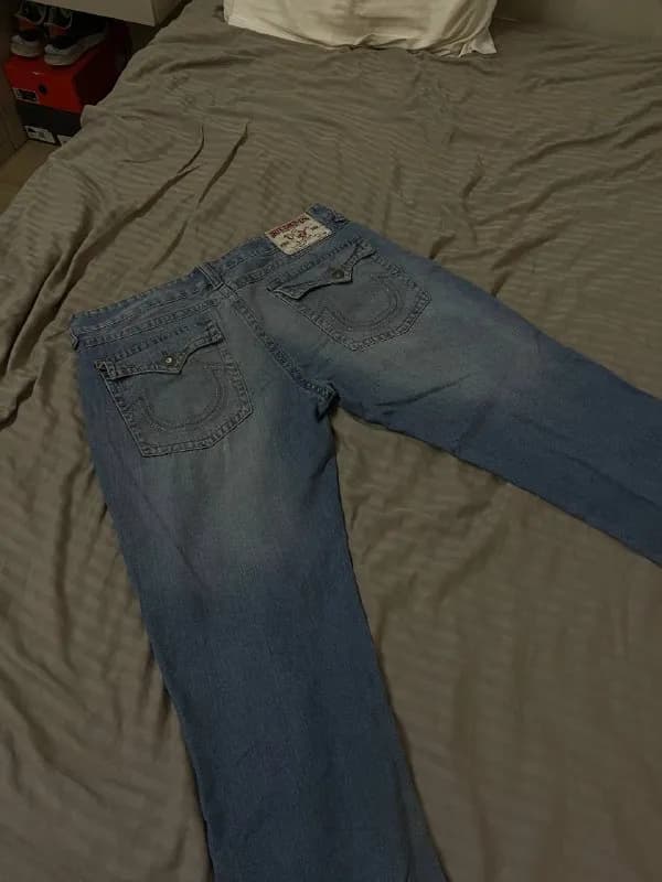 true religion — Батуми — 30 ₾