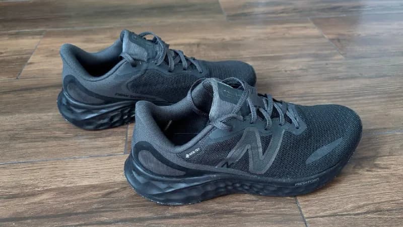 New Balance Fresh Foam Arishi Gore-Tex, черные. — Батуми — 100 ₾