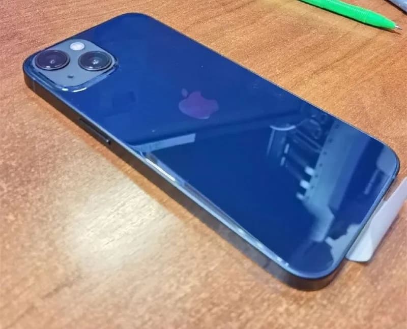 IPHONE 13. Новый, Ростест, не активирванная обменка на 128GB. 650$ — Тбилиси — 650 $