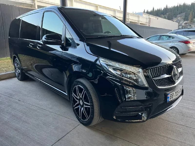Mercedes V 300d — Тбилиси