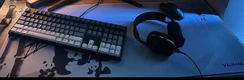 varmilo — 350 лари, покупалась полтора месяца назад за 540 — Тбилиси — 350 ₾