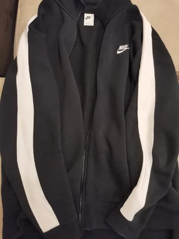 Кофта мужская Nike размер xl — Тбилиси — 90 ₾
