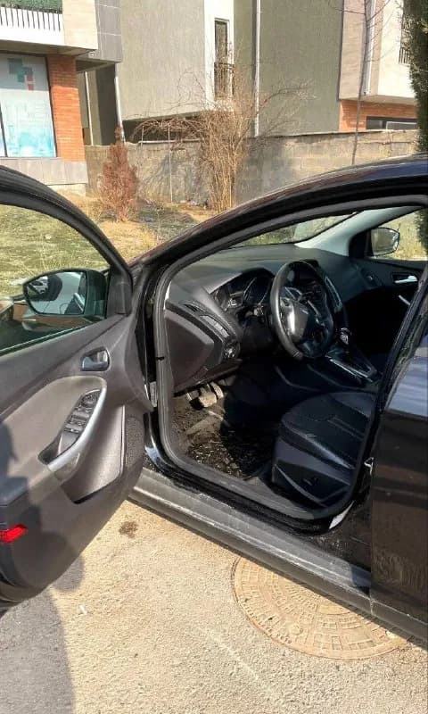 Ford Focus 2.0 SE, 2013 года. — Тбилиси — 5 800 $