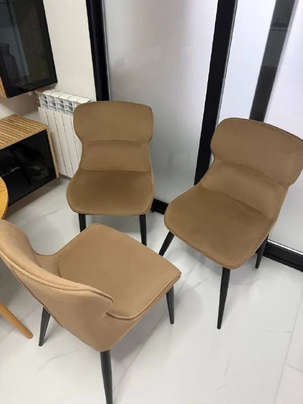 3 стула б/у — Батуми — 70 ₾