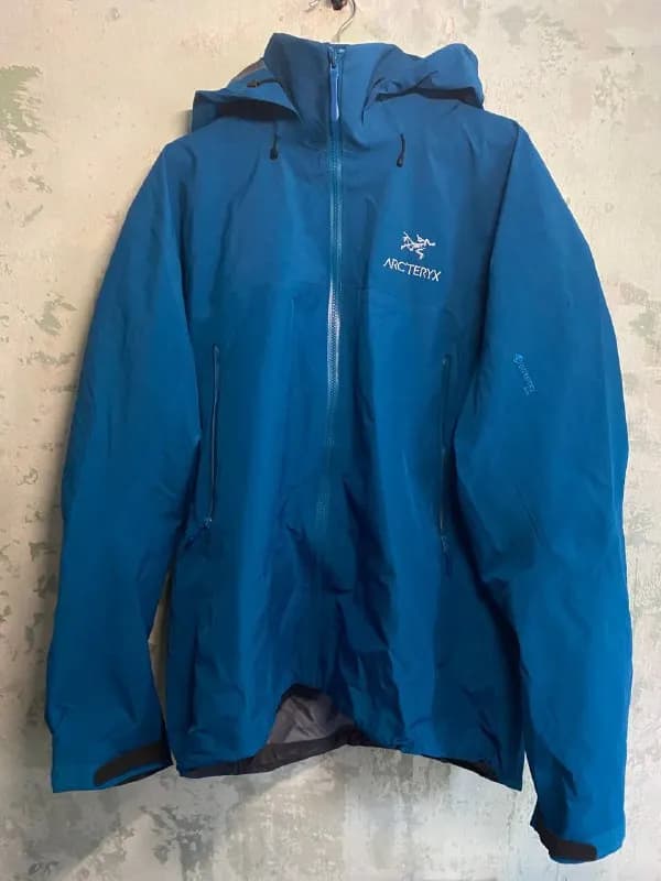 Arcteryx beta ar gore tex pro — Тбилиси