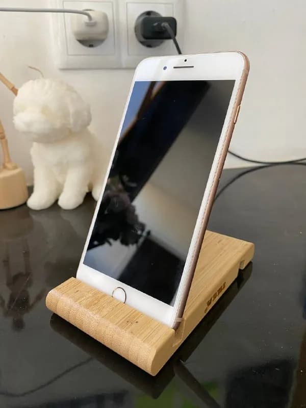 iPhone 8 Plus 64 gb 72% — Тбилиси — 550 ₾