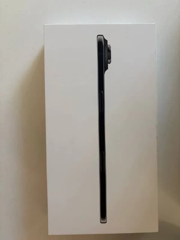 IPhone Air 256 GB — Тбилиси — 2400 ₾