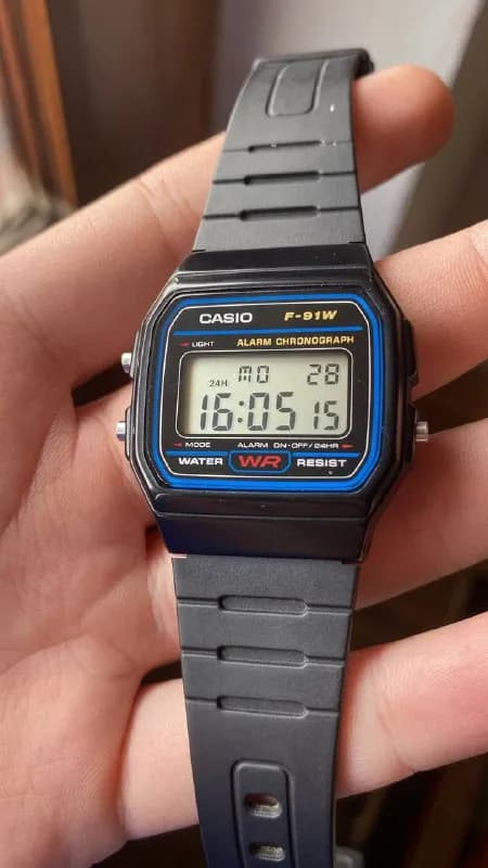 Casio F-91W — Тбилиси — 50 ₾
