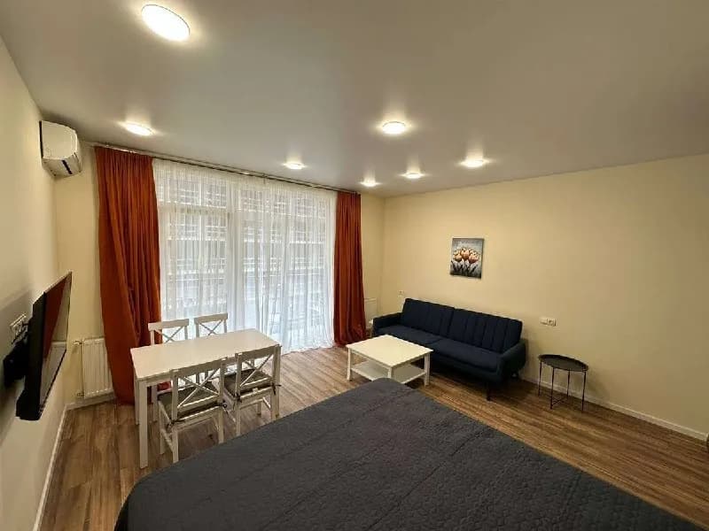 16 этаж, 37 кв/м — Батуми — 450 $