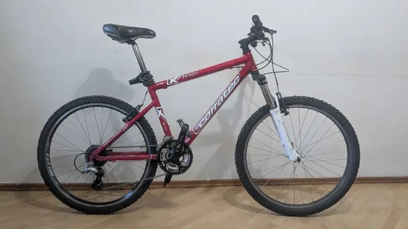CORRATEC X-Trail Mayon. 24 скорости (3*8), колёса 26», рама размера M, тормоза V-brake, пружинно-эла — Тбилиси — 400 ₾