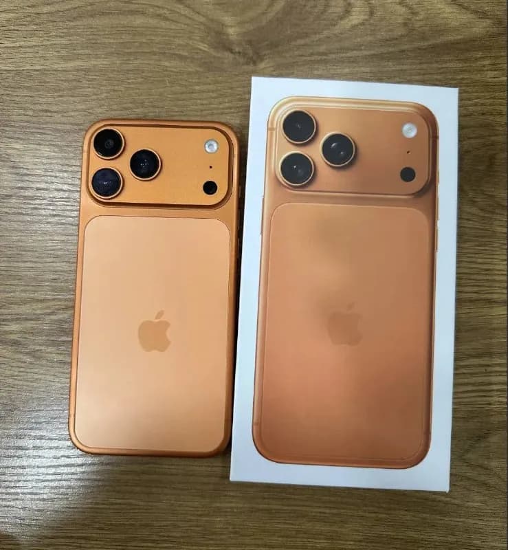 iPhone 17 Pro Max 256 ГБ, американская eSIM. Идеальное состояние, без царапин. 100% заряда батареи. — Тбилиси — 3600 ₾