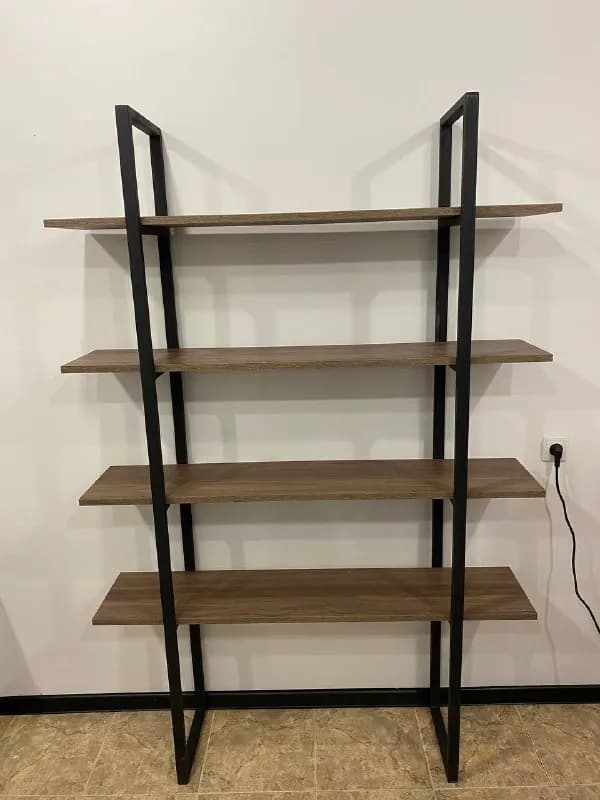 25×120×180, рама не разбирается, полки съемные. Можем доставить за доп. плату. Цена 300 лари — Тбилиси — 300 ₾
