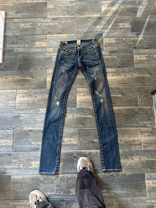 True Religion женской модели размер 23 длина 108 — Батуми — 70 ₾