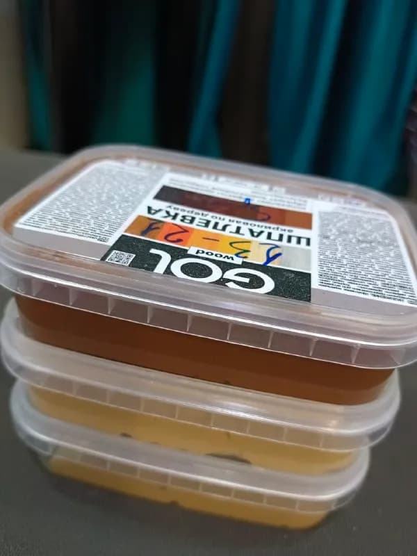 3 шпатлёвки разных оттенков — Батуми — 7 ₾
