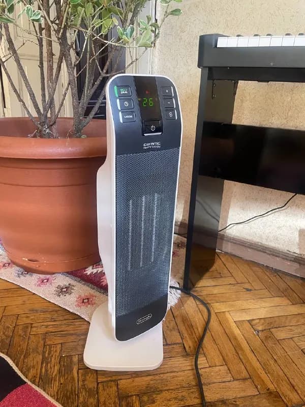 Delonghly 2000W Ceramic Tower Fan Heater — Тбилиси — 300 ₾