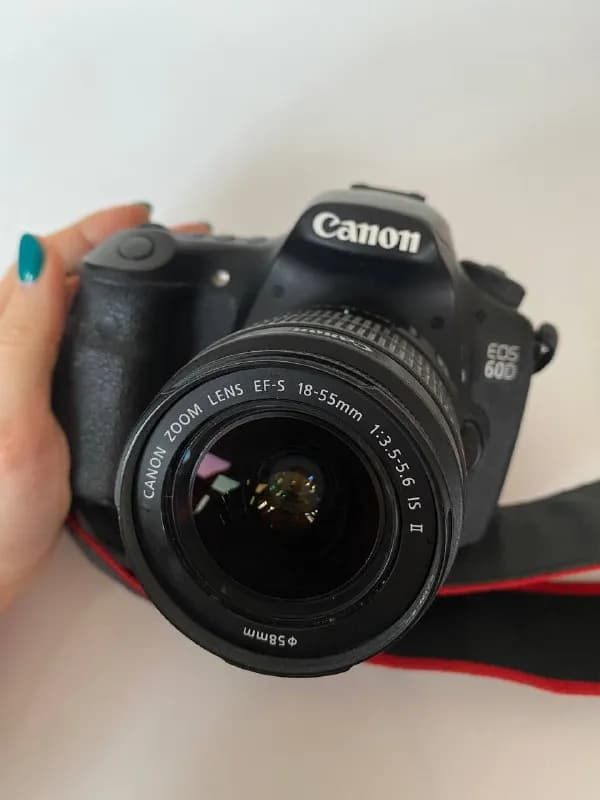 Canon 60D + китовый объектив 18-55 — Тбилиси — 750 ₾