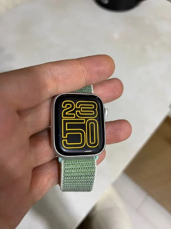 Apple Watches 8 41 mm. Полностью рабочие. Цена 300 лари. Без торга. — Батуми — 300 ₾