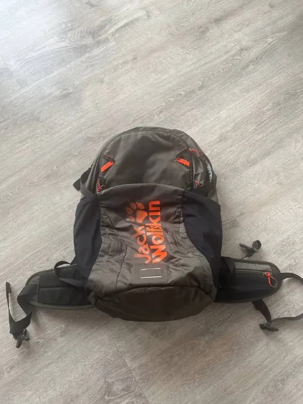 jack wolfskin. — Тбилиси — 200 ₾