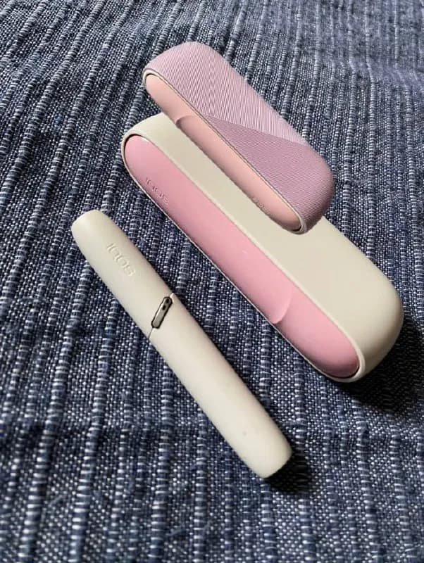 1. iqos (есть царапины, скину в лс) 80 лар — Тбилиси — 80 ₾