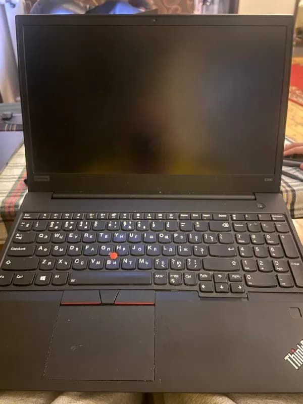 Lenovo ThinkPad E590. Материнка под замену. Без оперативки и ссд. Матрица и все остальное ок. Цену п — Тбилиси