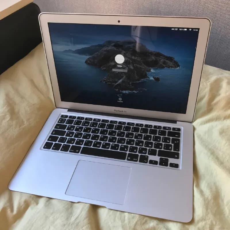Macbook air 13 (2012) — Тбилиси — 600 ₾