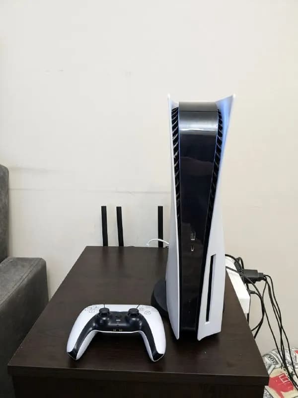 Sony PlayStation 5 в отличном состоянии. — Тбилиси — 1 800 ₾