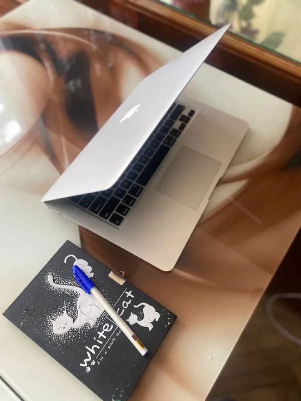 MacBook Air 2014 года. Отличное состояние 650 лари — Тбилиси — 650 ₾