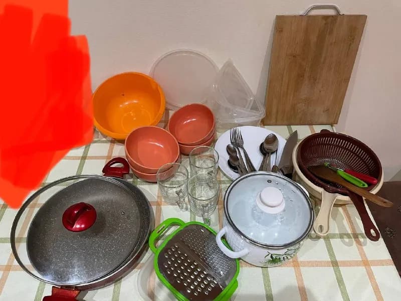 4 плоские тарелки — Тбилиси — 170 ₾