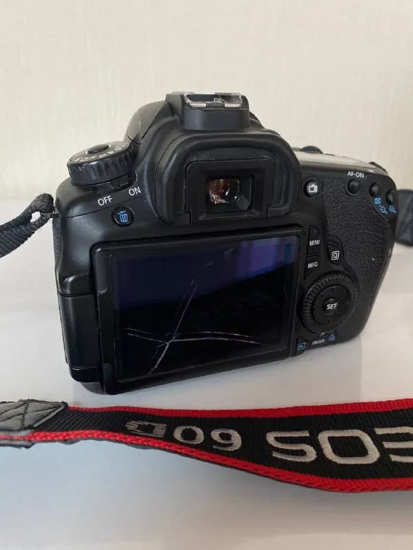 Canon 60D + китовый объектив 18-55 — Тбилиси — 750 ₾