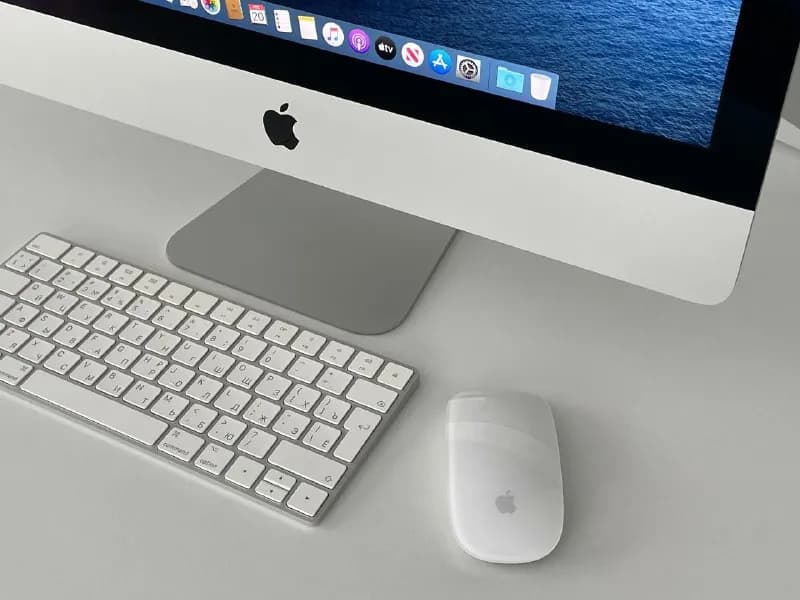 Apple iMac (Retina 4K, 21.5-inch, 2019) — Тбилиси — 3 100 ₾