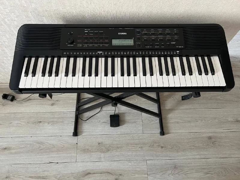 Yamaha PSR-E273 Digital Keyboard Piano в отличном состоянии. — Тбилиси — 500 ₾
