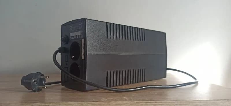 UPS) SVEN PRO 800 — 120 лари. — Тбилиси — 120 ₾