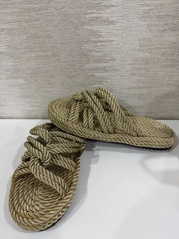 Шлёпанцы Oysho размер 38 — Тбилиси — 50 ₾
