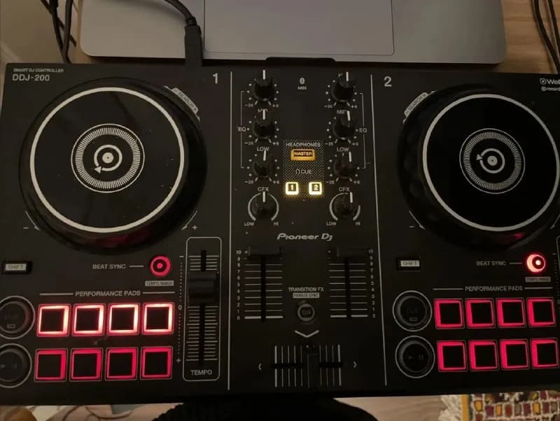 Pioneer DDJ-200 Б/У — Тбилиси — 500 ₾